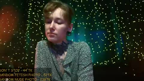 Snapshot of littlespacemouse chatting on 05.23.26 Niki free tg channel with some photos gifs and info about streams online show from 05.23.26