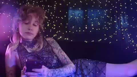 Snapshot of littlespacemouse chatting on 07.06.26 Niki free tg channel with some photos gifs and info about streams online show from 07.06.26