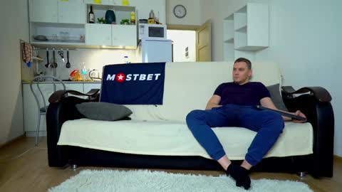 Little Tifany online show from 01.14.25