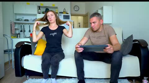 Little Tifany online show from 09.10.25