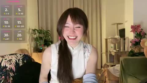 Snapshot of liunana chatting on 06.17.26 nana online show from 06.17.26