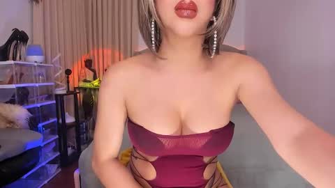 Snapshot of livecumayumi chatting on 04.21.26 Goddess Ayumi online show from 04.21.26