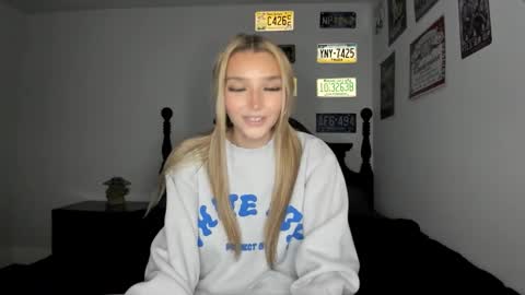 Livvy online show from 03.25.26