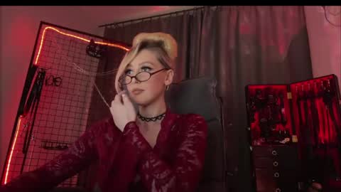 Liya Ray online show from 03.30.26