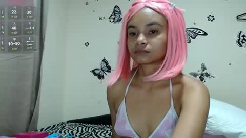 Snapshot of liz7skinny chatting on 06.21.26 Liz7skinny online show from 06.21.26