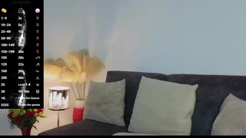 liz online show from 02.17.25