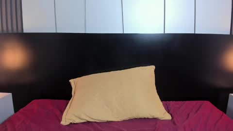 Liz  online show from 01.15.25