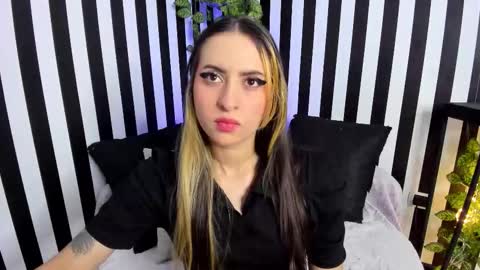 Liz  online show from 11.02.25