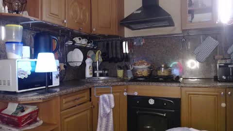 LizaCakes online show from 02.27.25