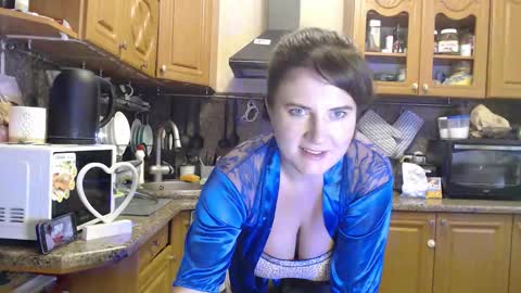 LizaCakes online show from 09.24.25
