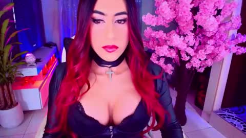 Liza Goth online show from 11.17.25