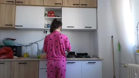 Liza online show from 02.24.25