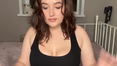 Snapshot of lizamartina chatting on 09.11.25 lizamartina online show from 09.11.25