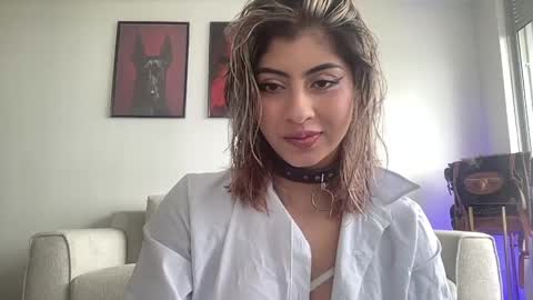 Snapshot of lizambarr chatting on 05.18.26 Lizeth online show from 05.18.26