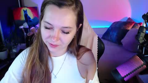 LIzaSwan online show from 11.15.25