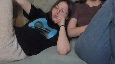 lizzi_muur online show from 02.01.25