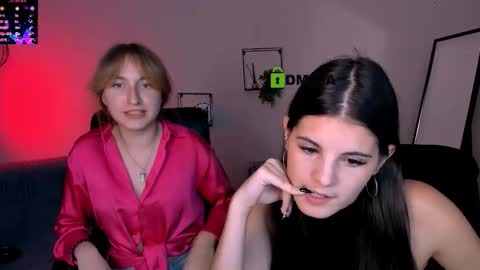 Snapshot of lizzie_boom chatting on 09.09.25 lizzie_boom online show from 09.09.25