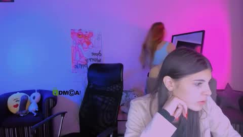Snapshot of lizzie_boom chatting on 10.06.25 lizzie_boom online show from 10.06.25