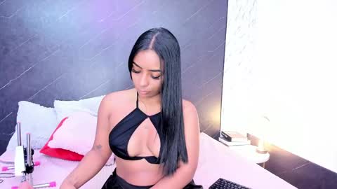 I am Lizz online show from 05.20.26