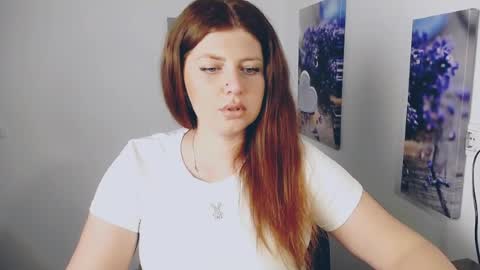 Snapshot of lizzy_koul chatting on 06.18.26 Lizzy3 online show from 06.18.26