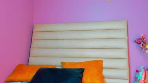 LizzySato online show from 09.09.25