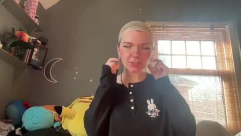 lizzybunny online show from 02.19.25