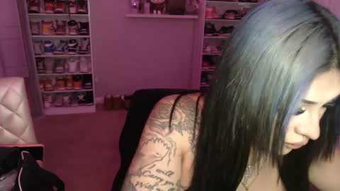 Snapshot of lo_cakez chatting on 06.24.26 lo_cakez online show from 06.24.26