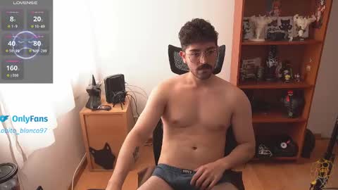 Lobito blanco Thefckingwolf main account online show from 02.10.26