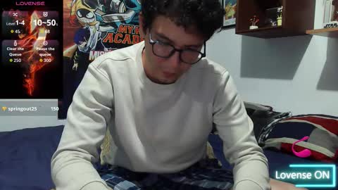 Snapshot of lobomx19 chatting on 11.19.25 Lobo online show from 11.19.25