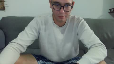 Snapshot of lobomx19 chatting on 11.22.25 Lobo online show from 11.22.25