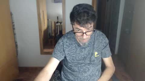 lobosolitario73 online show from 09.29.25