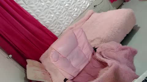 Snapshot of lobotara69 chatting on 02.10.25 Thea online show from 02.10.25