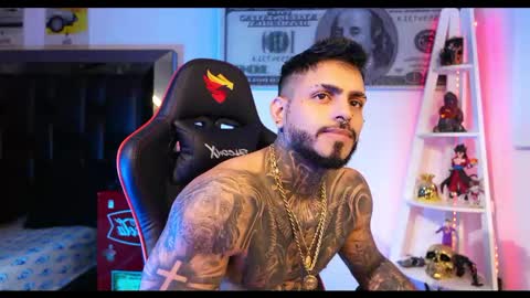 logan_hugh8 online show from 03.03.25