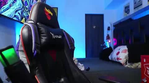 logan_hugh8 online show from 02.08.26