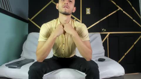 Snapshot of logan_rogers chatting on 10.07.25 Logan Rogers online show from 10.07.25