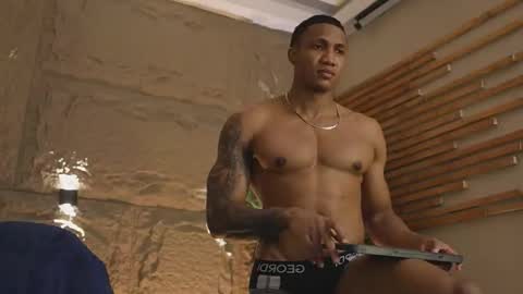 logan_varela online show from 12.19.25