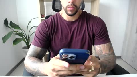 Snapshot of loganhod chatting on 05.31.26 Logan Wolfp online show from 05.31.26