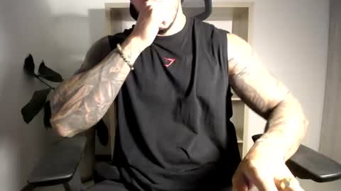 Snapshot of loganhod chatting on 06.18.26 Logan Wolfp online show from 06.18.26