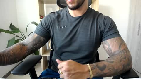 Snapshot of loganhod chatting on 07.14.26 Logan Wolfp online show from 07.14.26