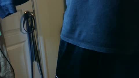 Snapshot of loganreaves69 chatting on 12.16.24 Logan Reaves online show from 12.16.24