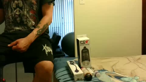 Snapshot of loganreaves69 chatting on 12.26.24 Logan Reaves online show from 12.26.24