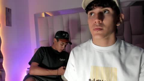 logantwink18 online show from 03.27.26