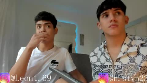 logantwink18 online show from 04.01.26