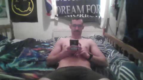 Snapshot of logmog chatting on 12.03.25 Logmog online show from 12.03.25