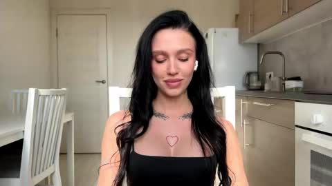 Snapshot of loidawactor chatting on 03.24.26 Milla online show from 03.24.26