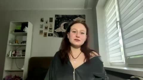 Snapshot of loiselovetto chatting on 06.07.26 loiselovetto online show from 06.07.26