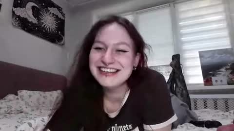 Snapshot of loiselovetto chatting on 07.31.26 loiselovetto online show from 07.31.26