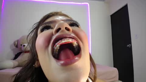 Lola Calypso online show from 03.31.26