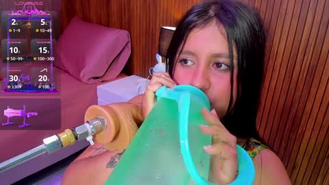 lola online show from 02.01.25