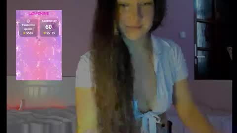 Lola online show from 12.22.25